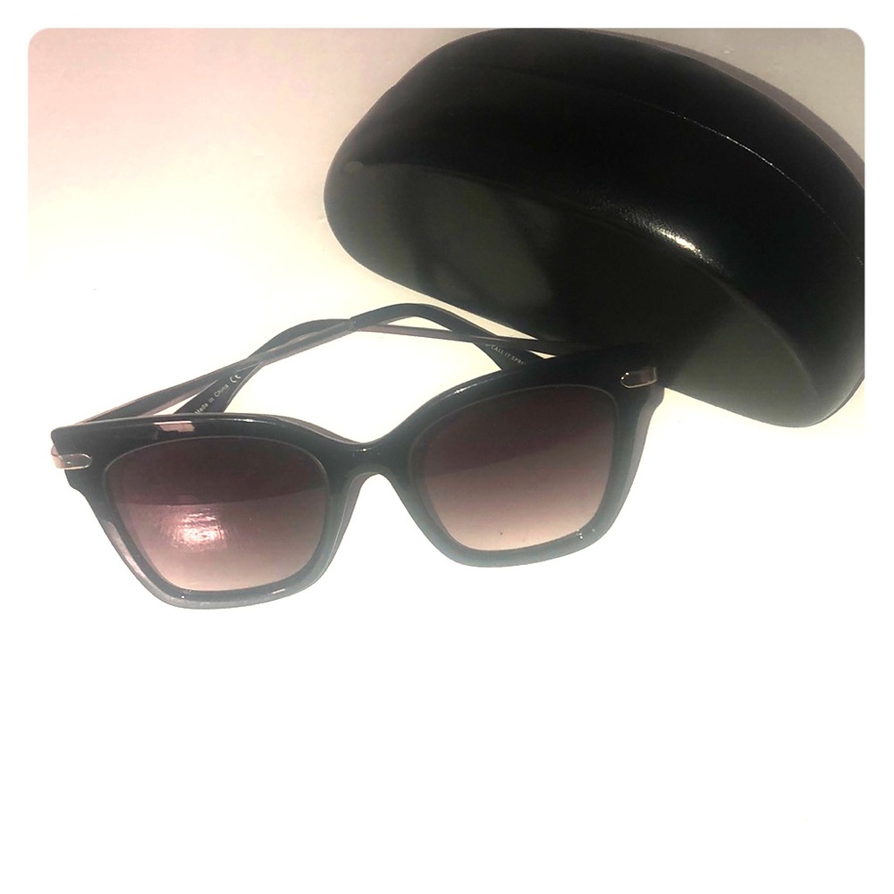 Black Fashion Sunglasses and Case